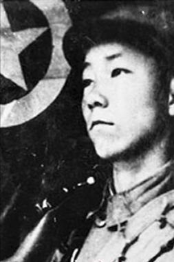 级狙击手的交战他用顶级的谋略取胜新葡京抗美援朝中志愿军与美国顶(图2)