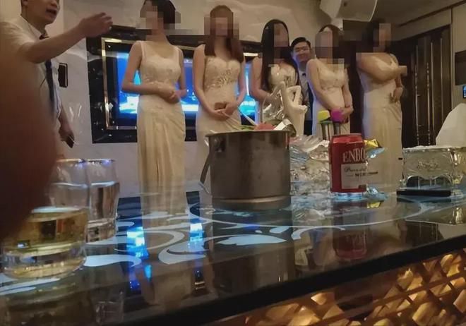 看你喜欢的特殊服务有多令人作呕澳门新葡京“私密影院”全过程(图6)